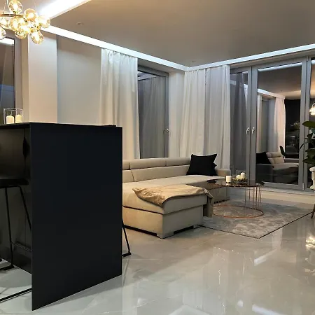 Apollo Luxury Dolny Apartamento *